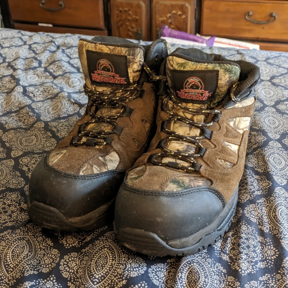 Brahma hiking/hunting steel toe boots